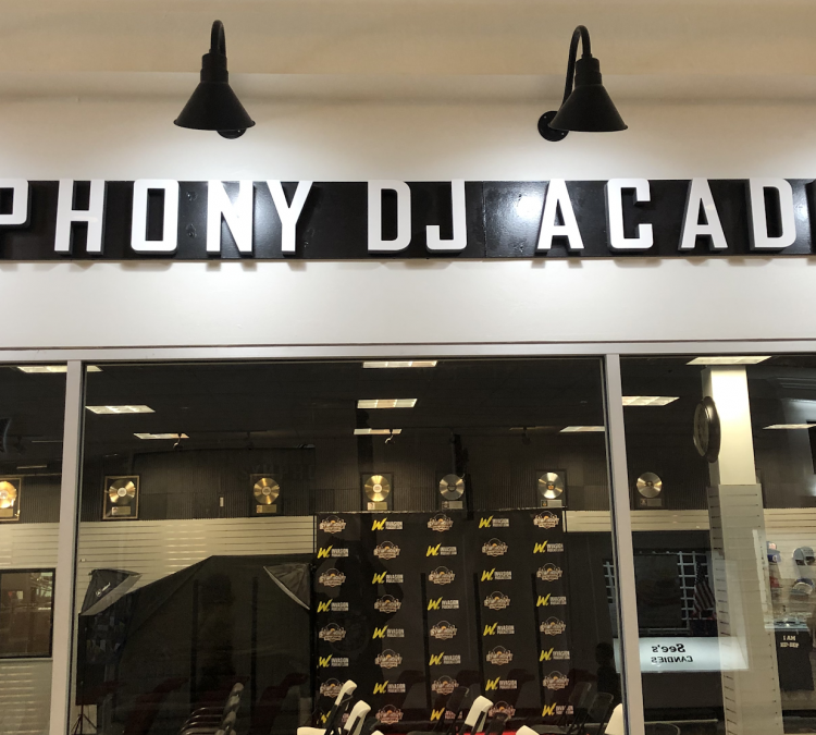 Symphony DJ Academy (Fairfield,&nbspCA)